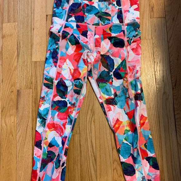 Zyia Active Floral Leggings With Zipper 